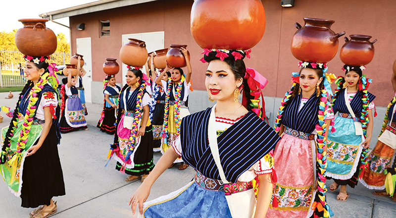 Members of the Misantla Ballet Folklórico practice a traditional dance