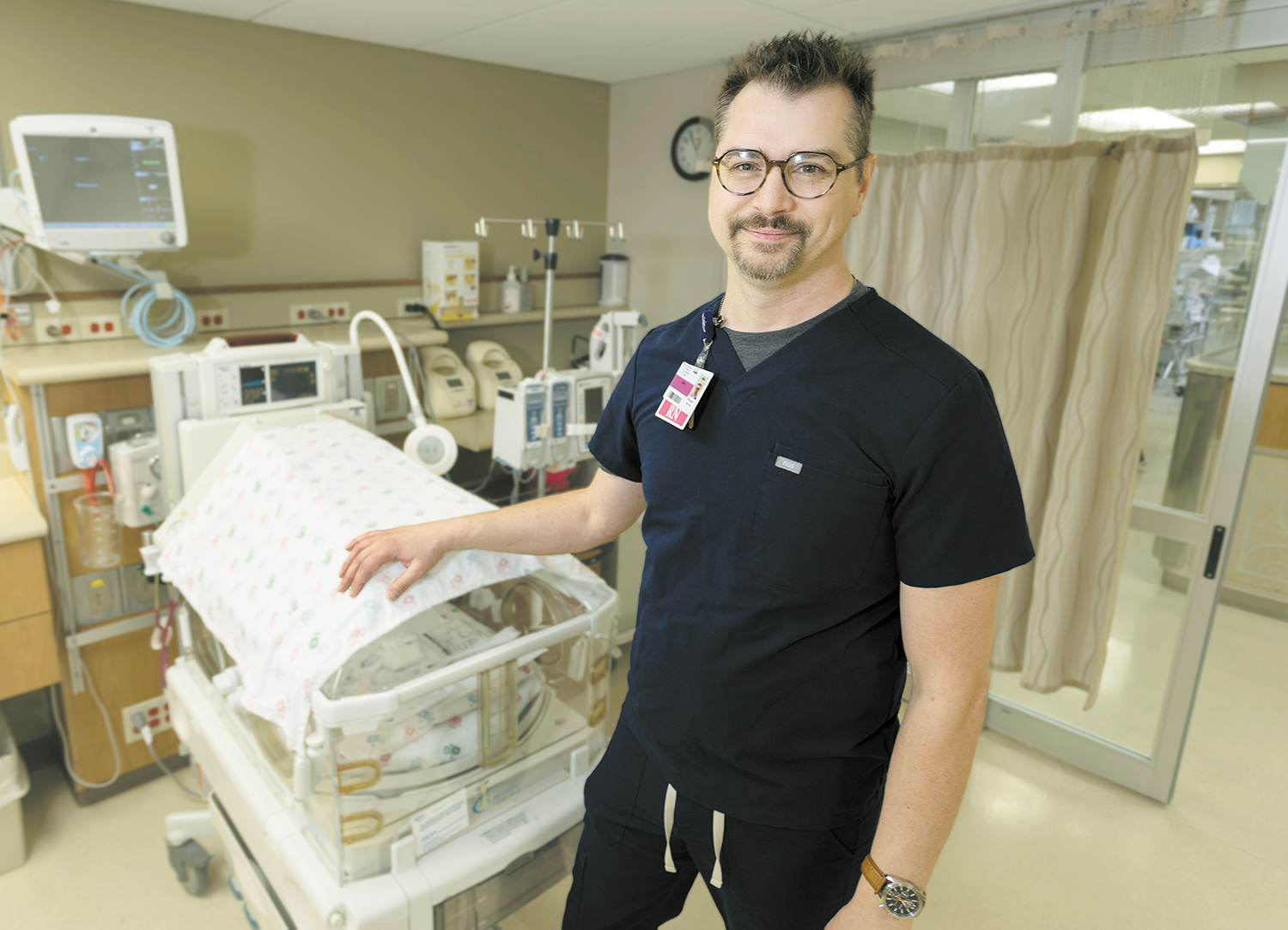 w251103_HSHSStVincent_display